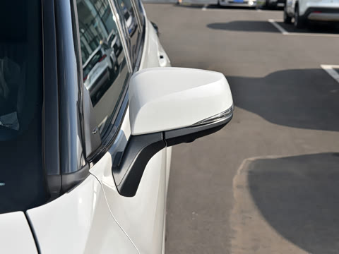 2024�� 2.0T ������ҫ��