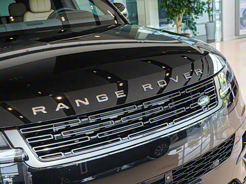 2025�� 400PS Dynamic SE