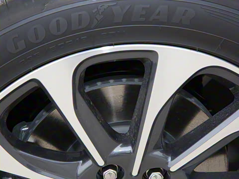 2025�� 2.0T ���а�