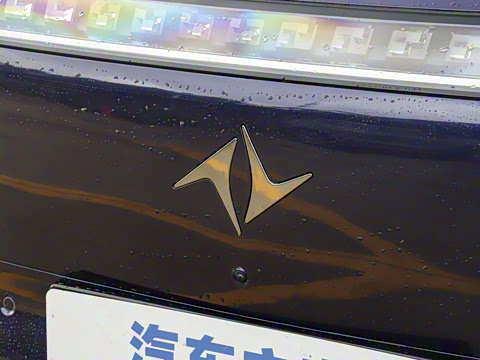 2025�� 210Ultra���Ȱ� 6��