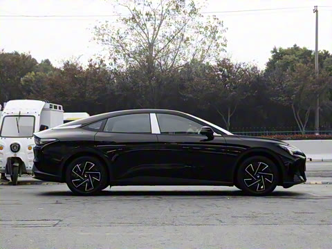 2024�� 560PRO 185kW