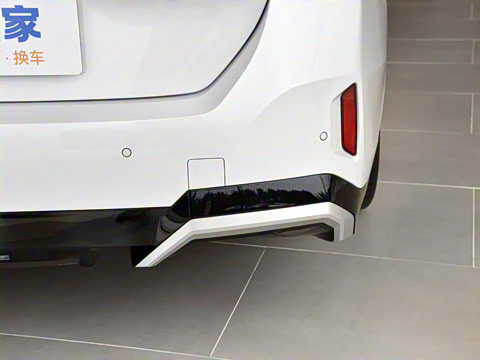 2024�� eDrive 35L M�˶���װ