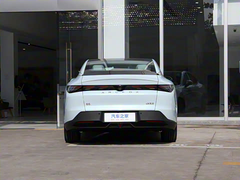 2024�� 560PRO 185kW