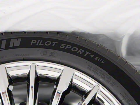 2025�� 700 Ultra�������������״��