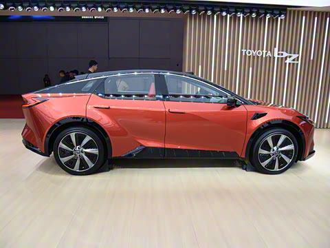 2025�� 630 MAX���а�