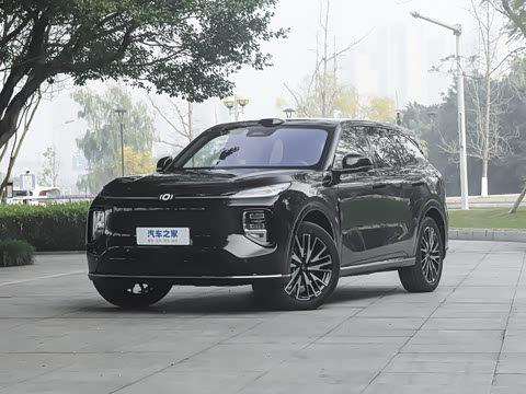 2025�� 215�����콢PLUS