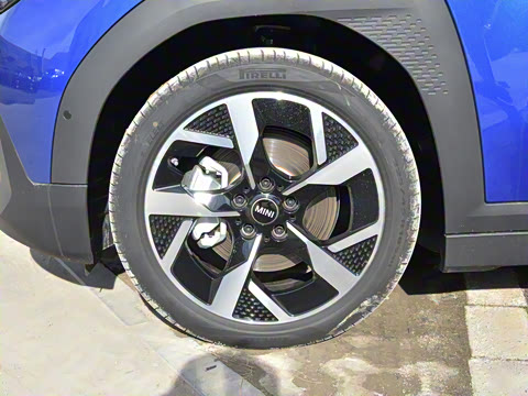 2024�� E ������