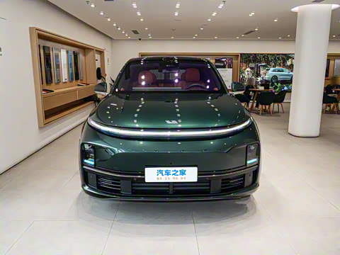 2025�� Ultra ���ܻ��°�