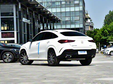 2024�� GLE 350 4MATIC ����SUV ������