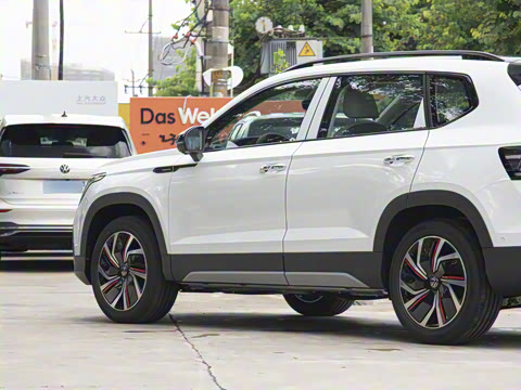 2024�� 330TSI ���������