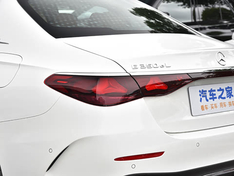 2024�� E 350 e L ���ʽ��϶����˶��γ�