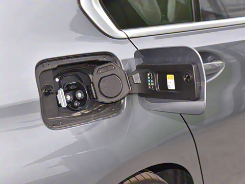 2024�� eDrive 35 L