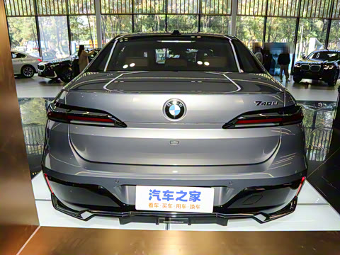 2023�� 740Li ������ M�˶���װ