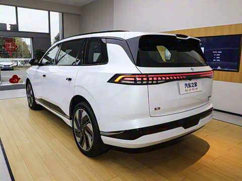 2025�� 636Max����� 5��