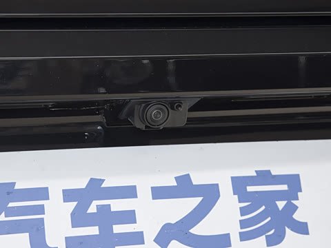 2024�� 4.0T V8 S