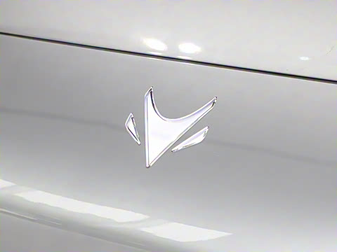 2025�� 560MAX 185kW