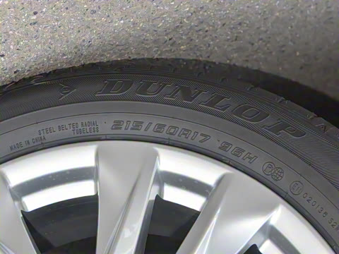 2024�� 2.0L ���ܵ��˫�� ��Ӣ��