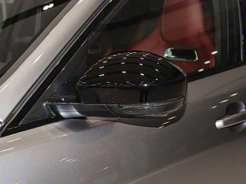 2025�� P400 SPORT