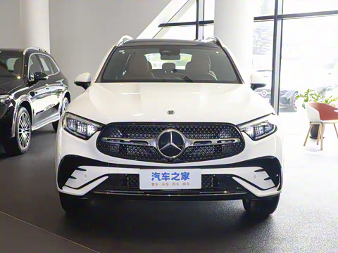 2024��  �Ŀ� GLC 260 L 4MATIC ������ 5��