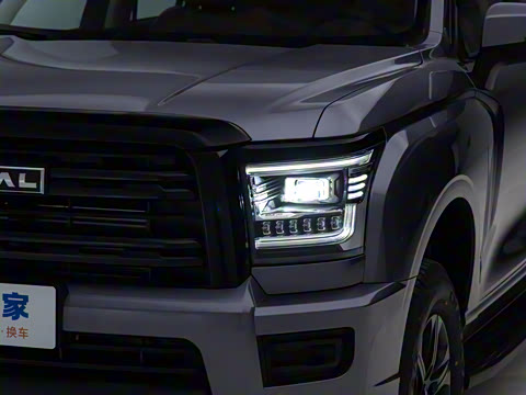 2025�� 2.0T�Զ�������Ӣ�� ����