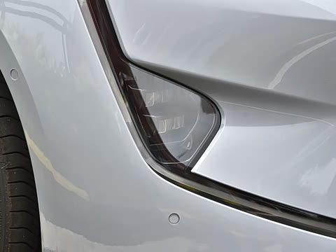 2025�� �Ŀ� Ultra���̰�