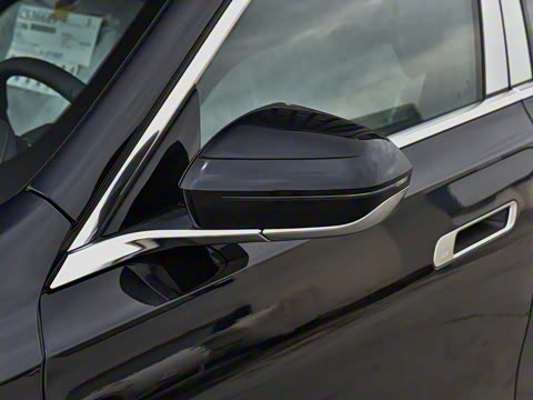 2023�� 735Li ������װ