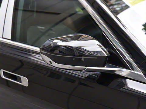 2023�� 740Li ������ M�˶���װ