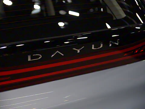 2023�� 300 �����