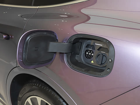 2025�� ���� 251km Pro