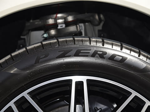 2025�� Cayenne 3.0T