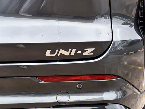 2025�� 1.5T �����