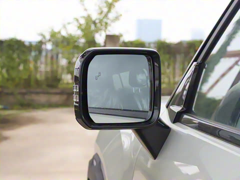 2025�� 2.0TD XWD����