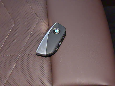 2023�� xDrive25Li X�����װ