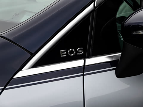 2024�� EQS 680 ���а�