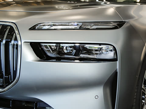 2023�� 740Li ������ ������װ