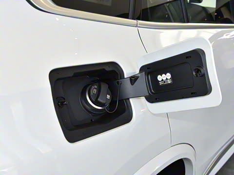 2023�� xDrive 40Li M�˶���װ