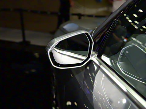 2025�� xDrive30L ������ M�˶���װ