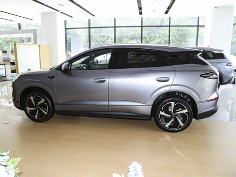 2025�� EV 605�캽Pro��