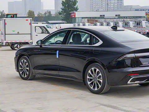 2025�� 2.0T ���а�