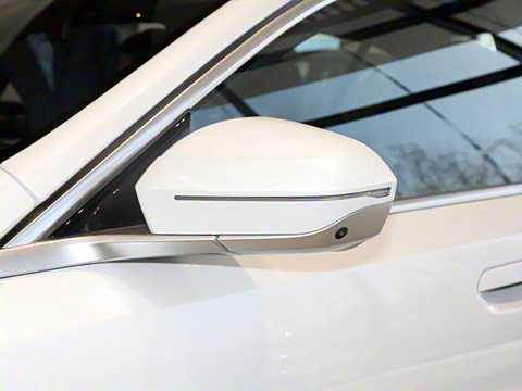 2025�� 530Li ������ M�˶���װ