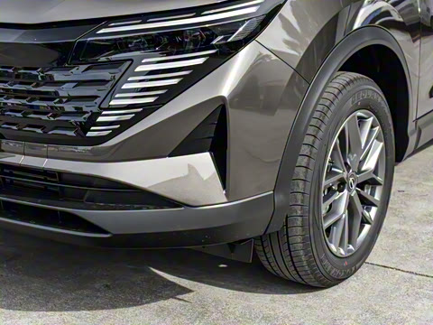 2025�� ���� 2.0L CVT XV���İ�