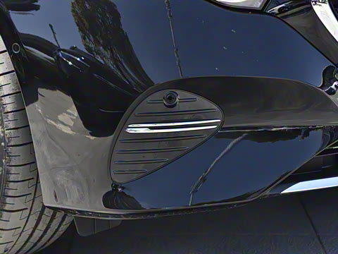 2025�� �Ŀ� E 300 L �����