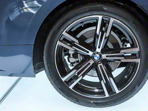 2024�� 425i M�˶���װ