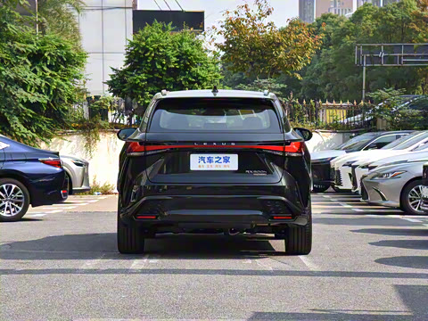 2025�� 500h ����F SPORT Performance