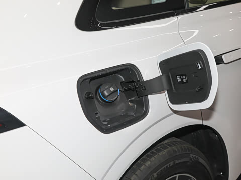 2024�� ���� 200 Pro