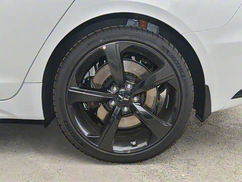 2024�� 2.0T ���Ͱ���������� Shooting Brake