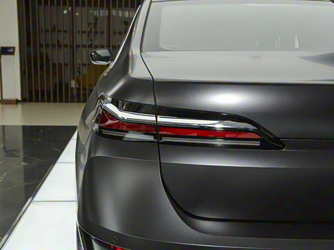 2023�� 740Li ������ ������װ