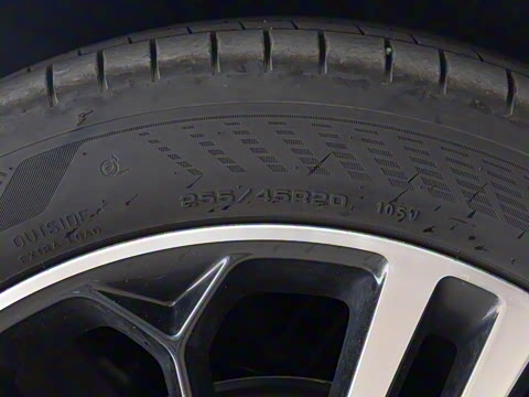 2023�� 755 �������� Max