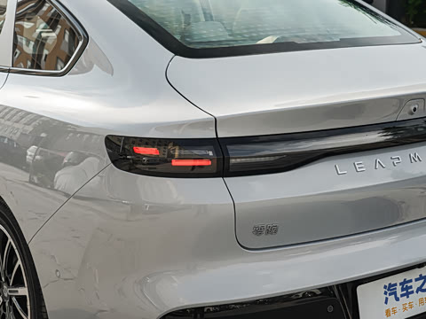 2025�� 550������