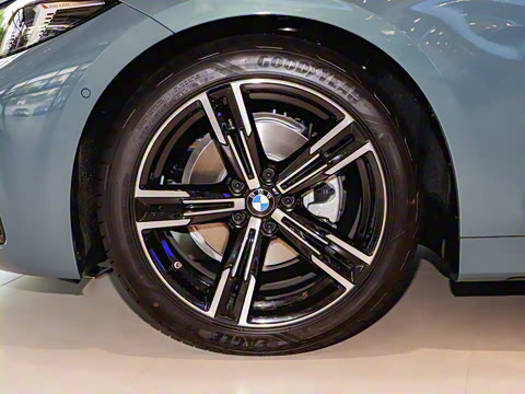 2024�� 425i M�˶���װ